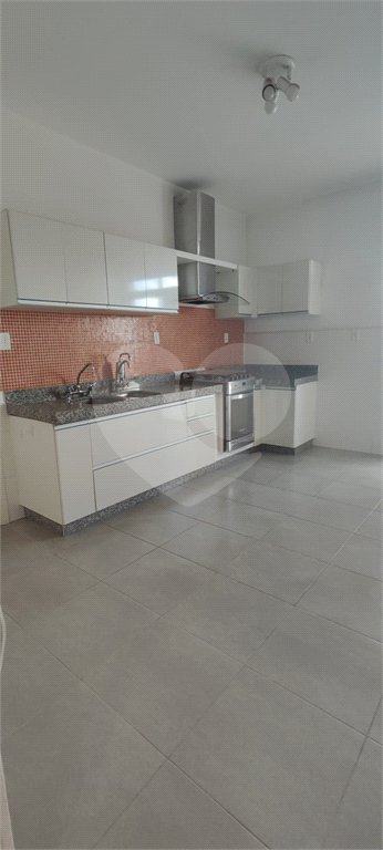 Apartamento à venda com 3 quartos, sendo 1 suíte, no Centro, Itu, SP