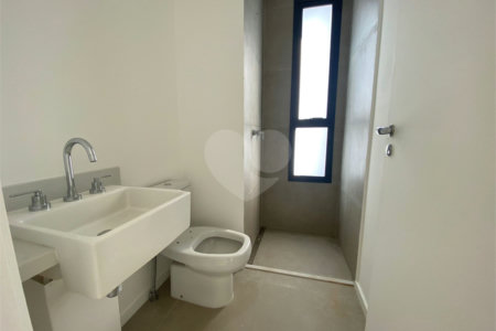 Apartamento à venda com 3 suítes em Jardim das Acácias, São Paulo, SP
