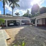 Casa à venda com 5 quartos, sendo 3 suítes, no condomínio Village Sans Souci, Valinhos - SP