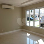 Casa à venda com 3 quartos, sendo 1 suíte, no condomínio Residencial Belle Ville Itaycy, Indaiatuba - SP