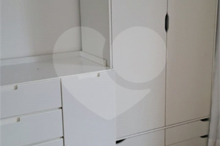 Apartamento à venda com 3 quartos, sendo 1 suíte, em Vila Paulicéia, São Paulo, SP