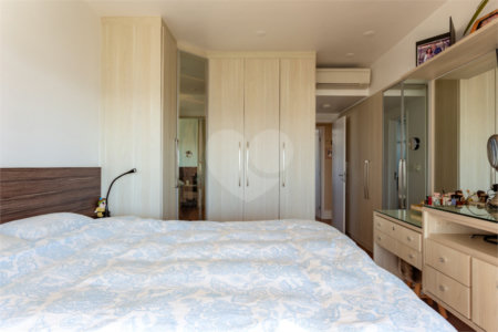 Apartamento à venda com 3 suítes em Vila Mariana, São Paulo, SP