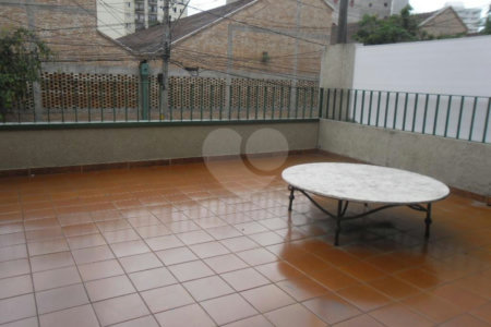 Sobrado à venda com 3 quartos, sendo 1 suíte, em Vila Pompéia, São Paulo, SP