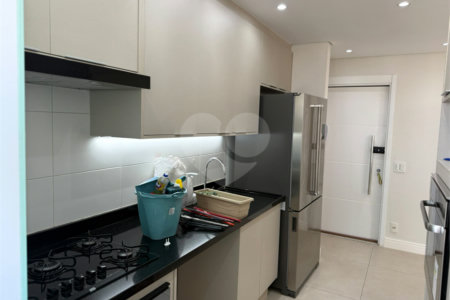 Apartamento à venda ou para alugar com 2 suítes em Vila Olímpia, São Paulo, SP
