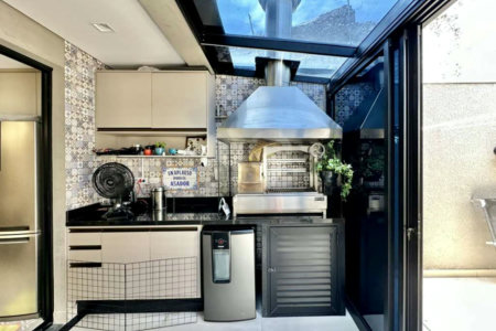 Casa à venda com 2 suítes no condomínio Gran Loft, Cotia - SP