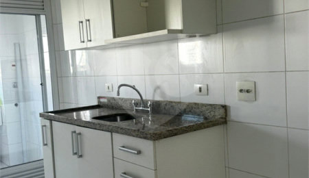 Apartamento para alugar com 3 quartos, sendo 1 suíte, em Parque Reboucas, São Paulo, SP