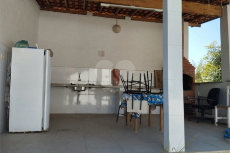 Chácara à venda com 6 quartos, sendo 1 suíte,  no Centro, Biritiba-mirim, SP