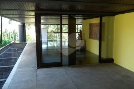 Casa à venda com 4 quartos, sendo 1 suíte, em Retiro Morumbi, São Paulo, SP