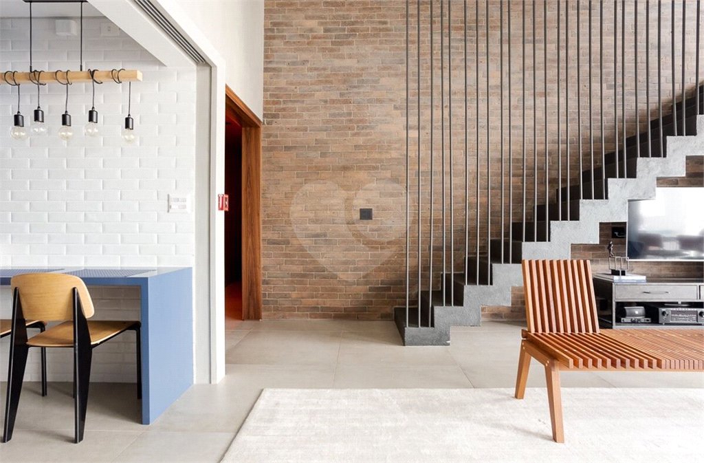 Apartamento à venda com 3 quartos, sendo 2 suítes, em Cerqueira César, São Paulo, SP