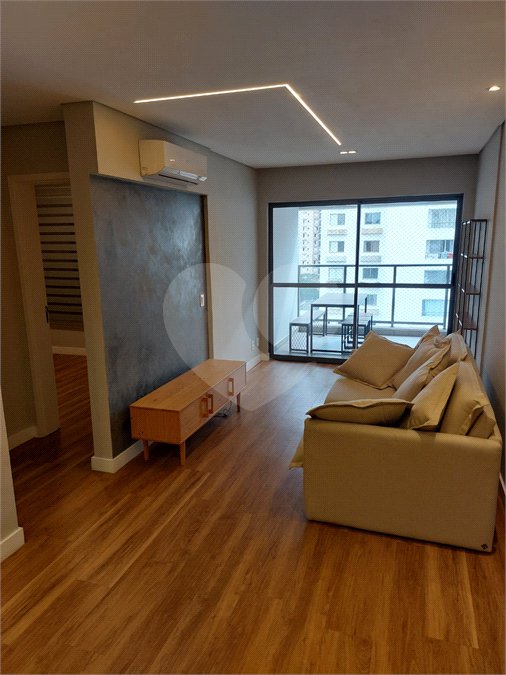 Apartamento para alugar com 2 quartos, sendo 1 suíte,  em Brooklin, São Paulo, SP