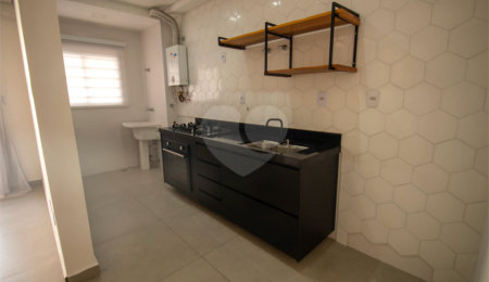 Apartamento à venda com 3 quartos, sendo 1 suíte,  em Bairro do Cambará, São Roque, SP