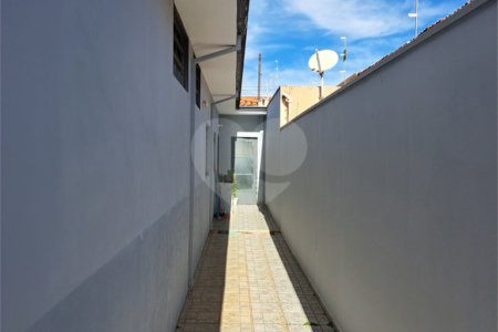 Casa à venda com 3 quartos, sendo 1 suíte,  em Jardim das Estações (vila Xavier), Araraquara, SP