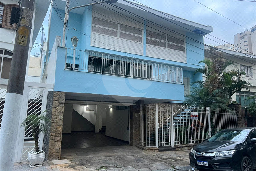 Sobrado à venda com 4 quartos, sendo 3 suítes, em Santana, São Paulo, SP