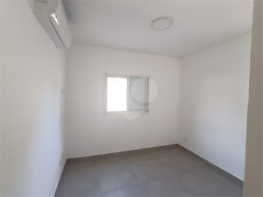 Apartamento à venda com 2 quartos em Estação, São Roque, SP