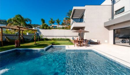 Casa à venda com 4 suítes em Condomínio Porto Atibaia, Atibaia, SP
