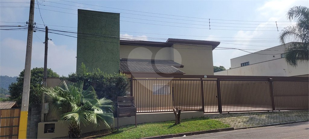Casa à venda com 3 suítes no condomínio Alpes da Cantareira, Mairiporã - SP