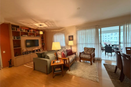 Apartamento à venda com 3 suítes em Jardim Marajoara, São Paulo, SP