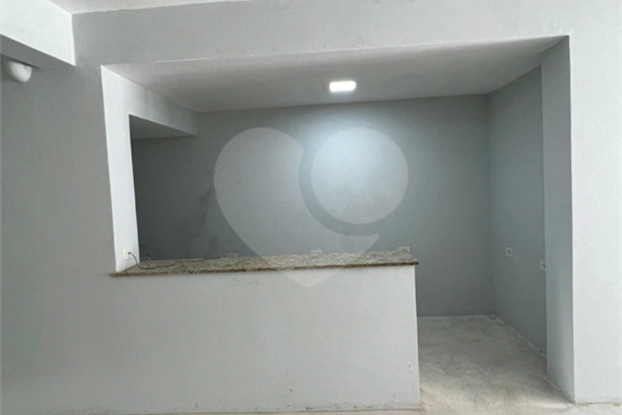 Sobrado à venda com 3 quartos, sendo 1 suíte, em Tremembé, São Paulo, SP