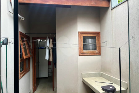 Casa à venda com 3 suítes em Jardim Shangri-lá, Itapetininga, SP
