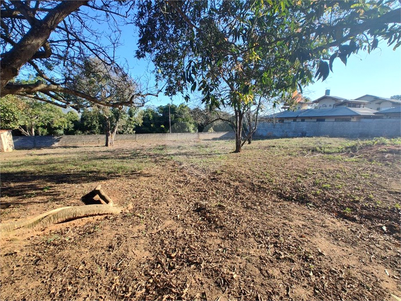 Terreno à venda em Jardim dos Pinheiros, Atibaia, SP