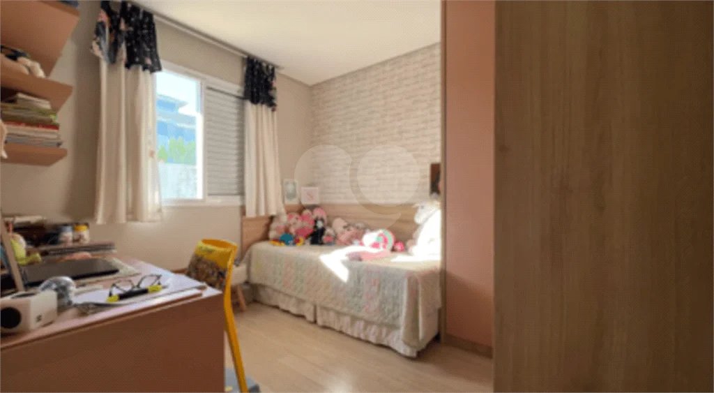 Casa à venda com 5 quartos, sendo 2 suítes, no condomínio Chacara das Palmeiras, Jundiaí - SP