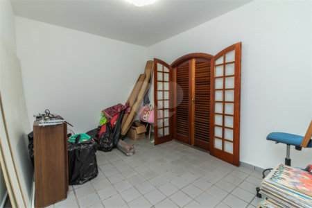 Sobrado à venda com 4 quartos, sendo 2 suítes, em Jardim Franca, São Paulo, SP