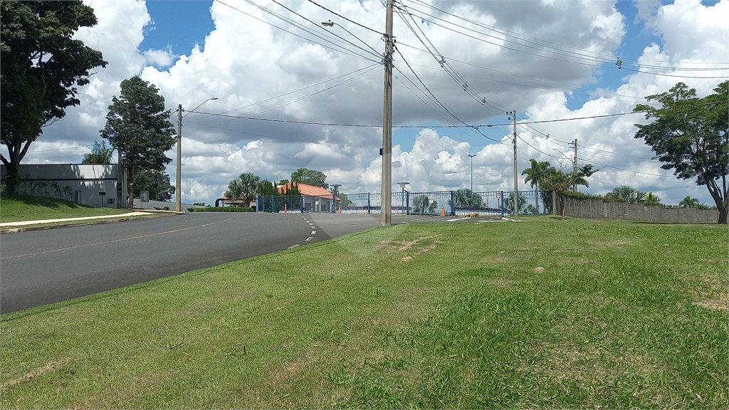 Terreno à venda no condomínio Village Ipanema 2, Araçoiaba da Serra - SP