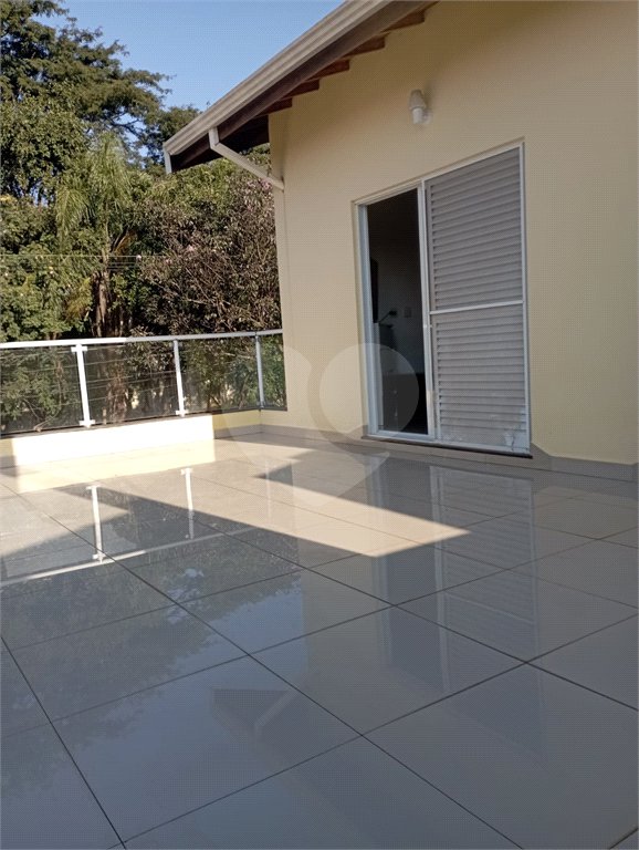 Casa à venda com 3 quartos, sendo 1 suíte, no condomínio Campos do Conde I, Paulínia - SP