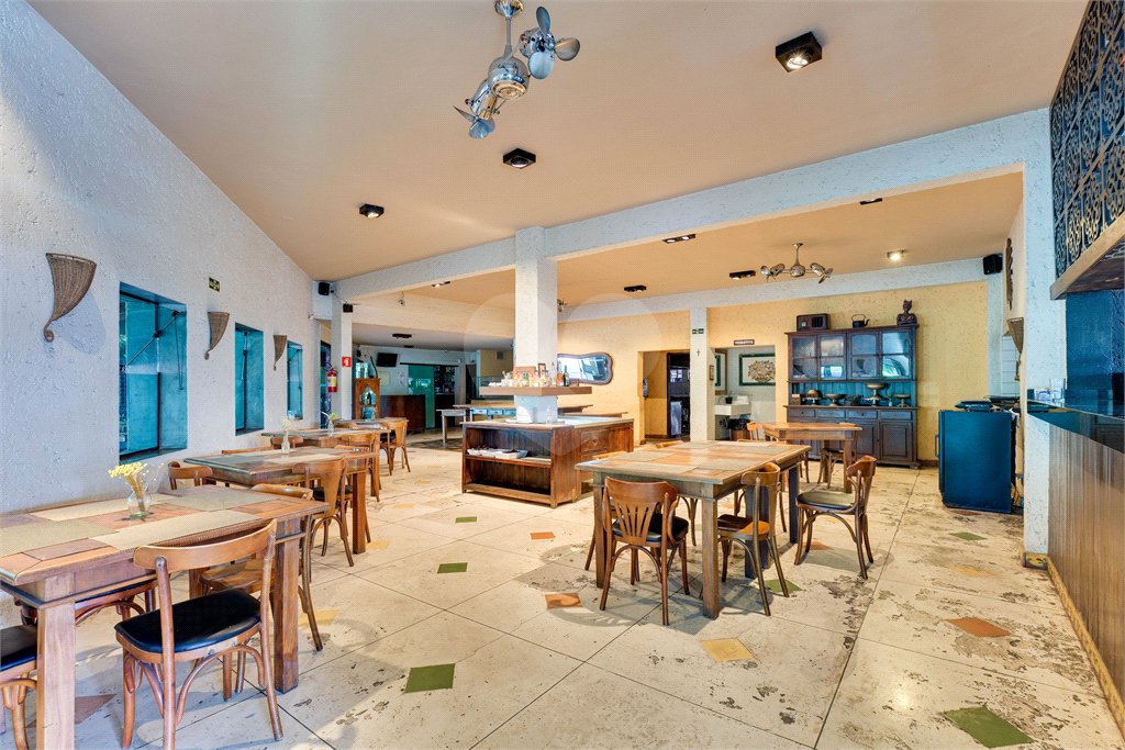 Casa à venda com 4 quartos em Chácara Santo Antônio, São Paulo, SP
