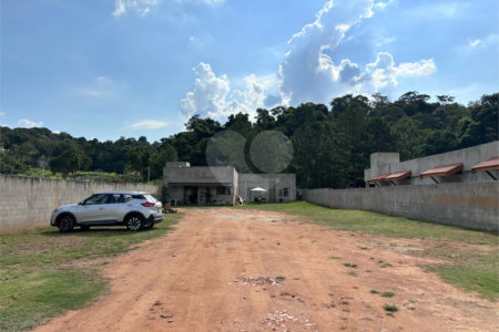 Casa à venda com 2 suítes em Jardim Estância Brasil, Atibaia, SP