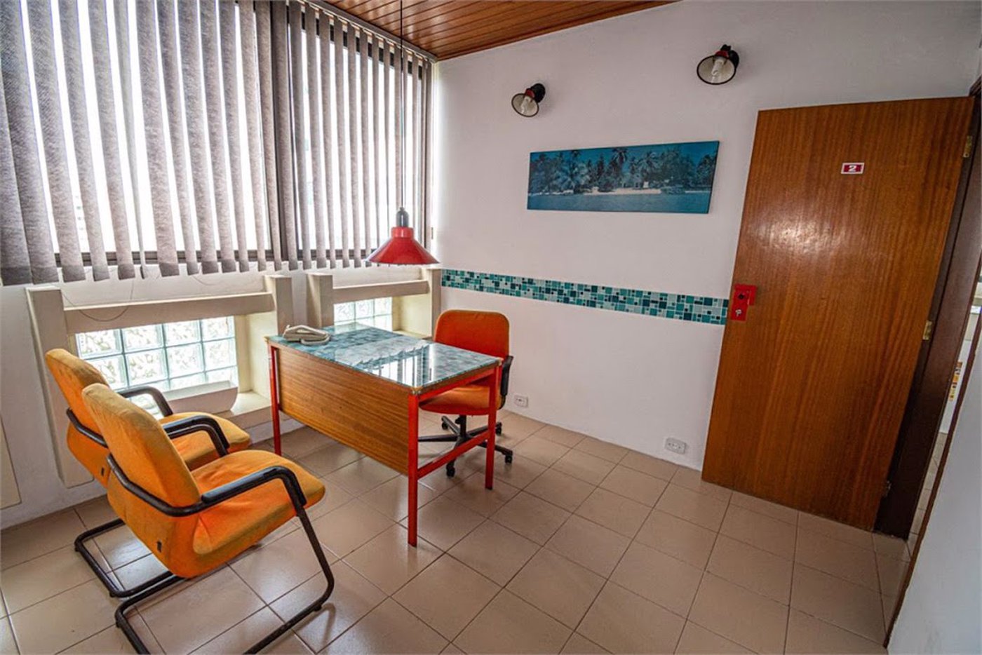 Sala Comercial à Venda na Encruzilhada – 100 M² – Santos/Sp