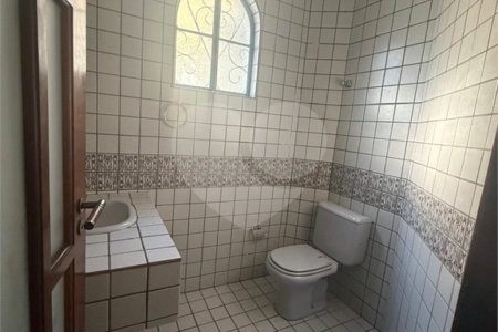 Sobrado à venda com 3 quartos, sendo 1 suíte,  em Vila Santo Antônio, São Paulo, SP
