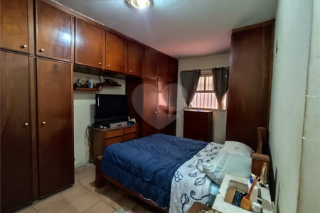 Sobrado à venda com 6 quartos, sendo 4 suítes,  em Instituto de Previdência, São Paulo, SP