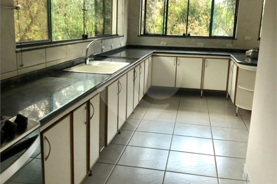 Casa à venda com 5 suítes no condomínio Alpes da Cantareira, Mairiporã - SP