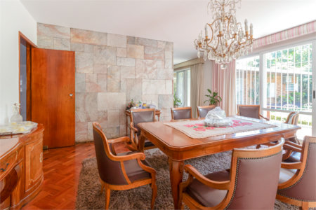 Casa Térrea à venda com 4 quartos, sendo 2 suítes, em Alto de Pinheiros, São Paulo, SP