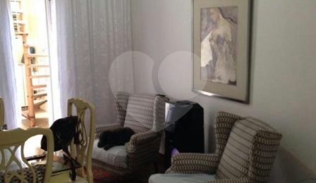 Sobrado à venda com 4 quartos, sendo 1 suíte,  em Bom Retiro, São Paulo, SP