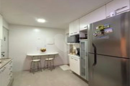 Apartamento à venda com 3 quartos, sendo 1 suíte, em Lagoa, Rio de Janeiro, RJ