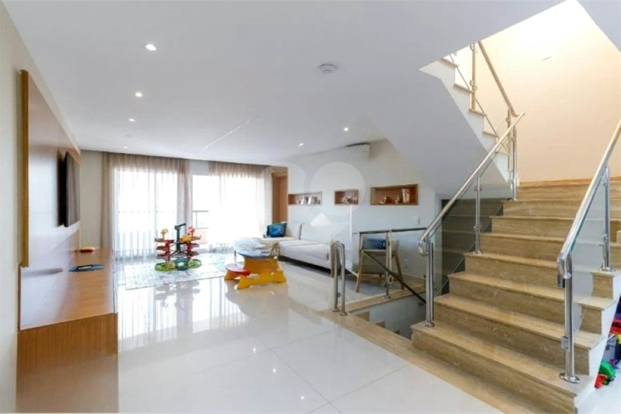 Casa à venda com 3 suítes em Vila Maria Alta, São Paulo, SP