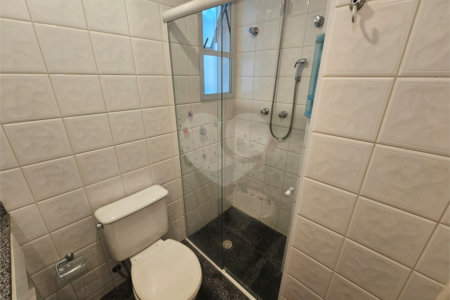 Apartamento à venda com 3 quartos, sendo 1 suíte, em Vila Gumercindo, São Paulo, SP