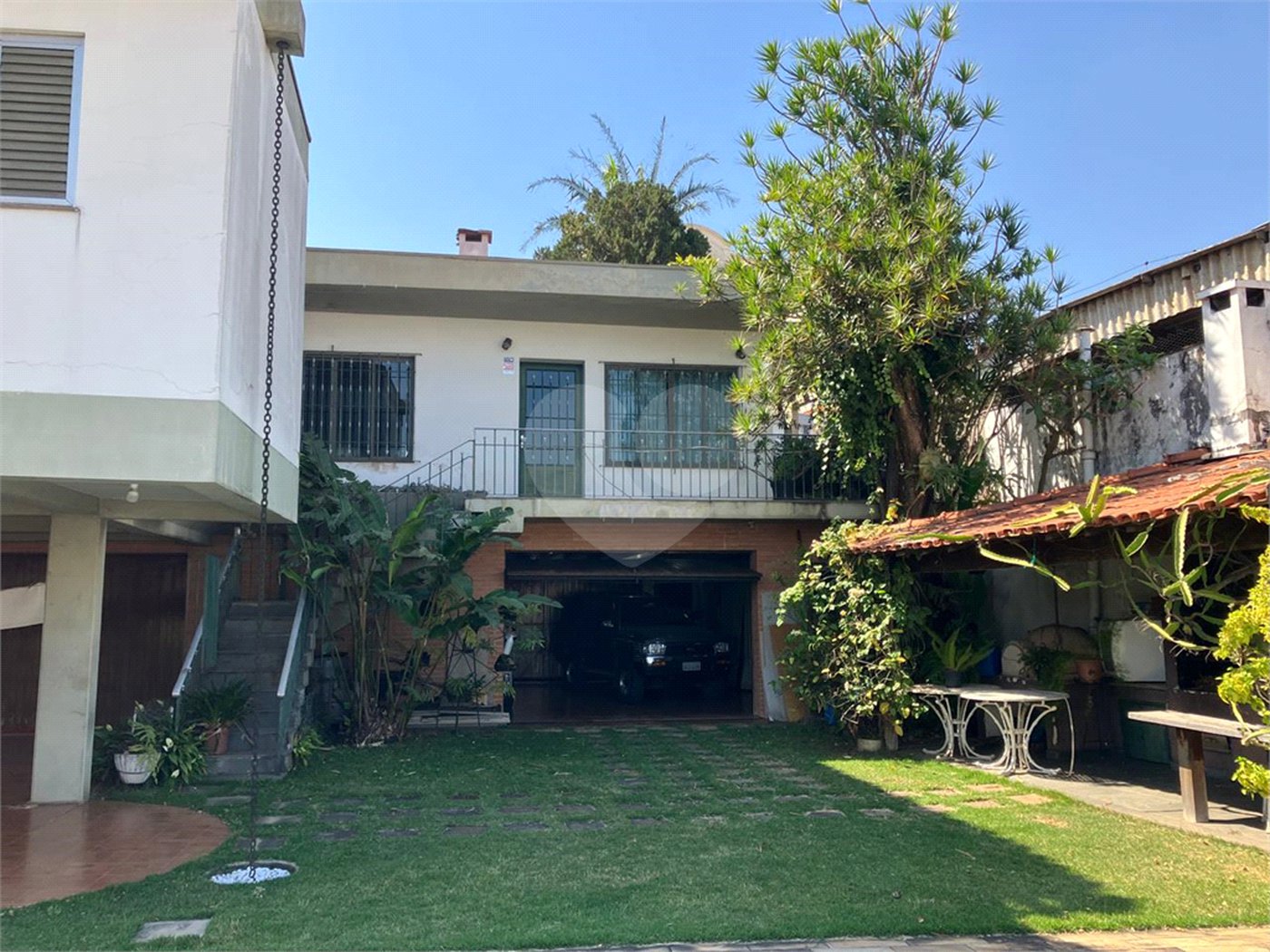 Casa à venda com 5 quartos, sendo 2 suítes,  em Vila Maria Alta, São Paulo, SP
