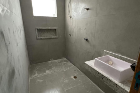Casa à venda com 3 quartos, sendo 1 suíte, em Jardim dos Ipes, Três Lagoas, MS