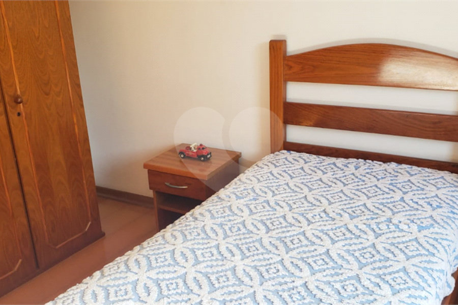 Sobrado à venda com 3 quartos, sendo 1 suíte, em Tremembé, São Paulo, SP