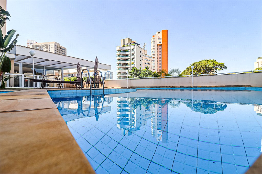 Apartamento à venda com 3 suítes em Vila Mariana, São Paulo, SP
