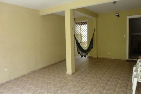 Casa à venda com 3 quartos, sendo 1 suíte, em Jardim Esmeralda, São Paulo, SP