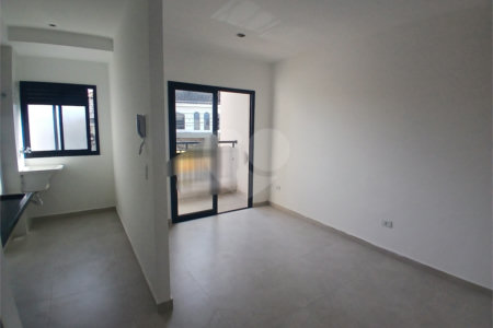 Casa à venda com 2 quartos no condomínio Sintra, São Paulo - SP
