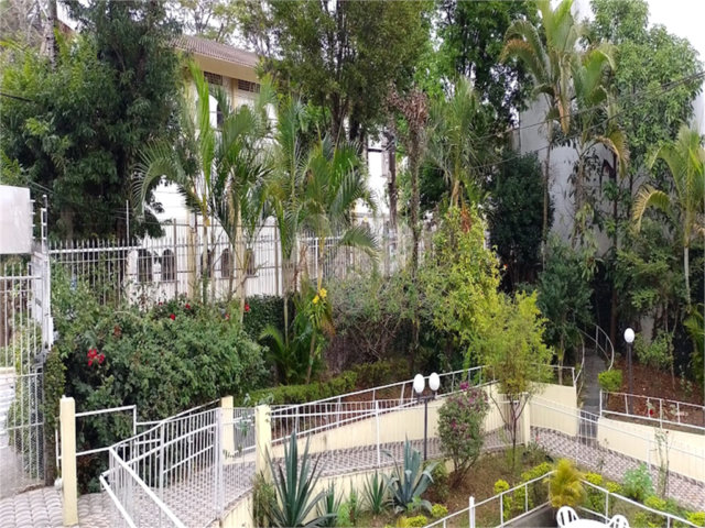 Sobrado à venda com 18 suítes em Vila Medeiros, São Paulo, SP