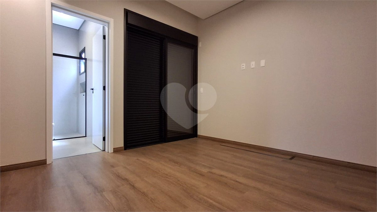 Casa à venda com 3 quartos, sendo 1 suíte, no condomínio Jardim Residencial Villagio Ipanema I, Sorocaba - SP