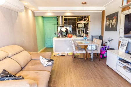 Apartamento à venda na Moóca, 68m², 2 dormitórios, 1 suíte, 1 vaga, ar condicionado, varanda, lazer completo