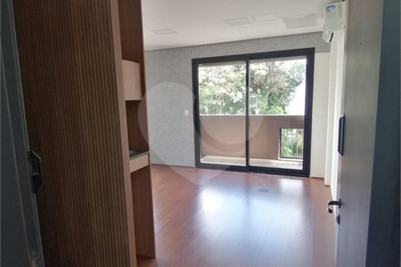 SALA COMERCIAL TOP, VENDA OU LOCAÇÃO, METRÔ VERGUEIRO COM 28,76m2