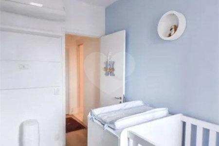 Apartamento no Ipiranga de 94m2 com 2 dorms, 1 suíte, 3 banheiros, 2 vagas. Estuda permuta.